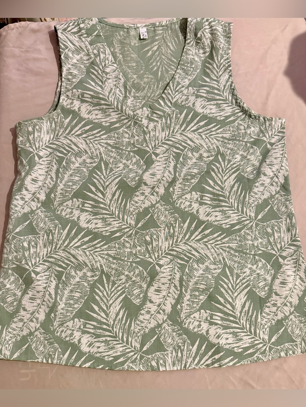 100% Cotton Light Green Palm Print V-Neck Tank Top